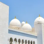 The Magnificent Sheikh Zayed Grand Mosque: A Masterpiece of Islamic Architecture in Abu Dhabi