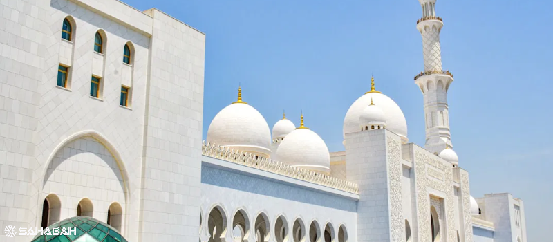 The Magnificent Sheikh Zayed Grand Mosque: A Masterpiece of Islamic Architecture in Abu Dhabi